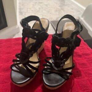 Black Guess sandals.